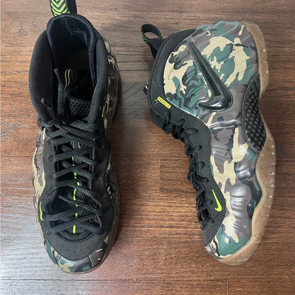 green camo foamposite